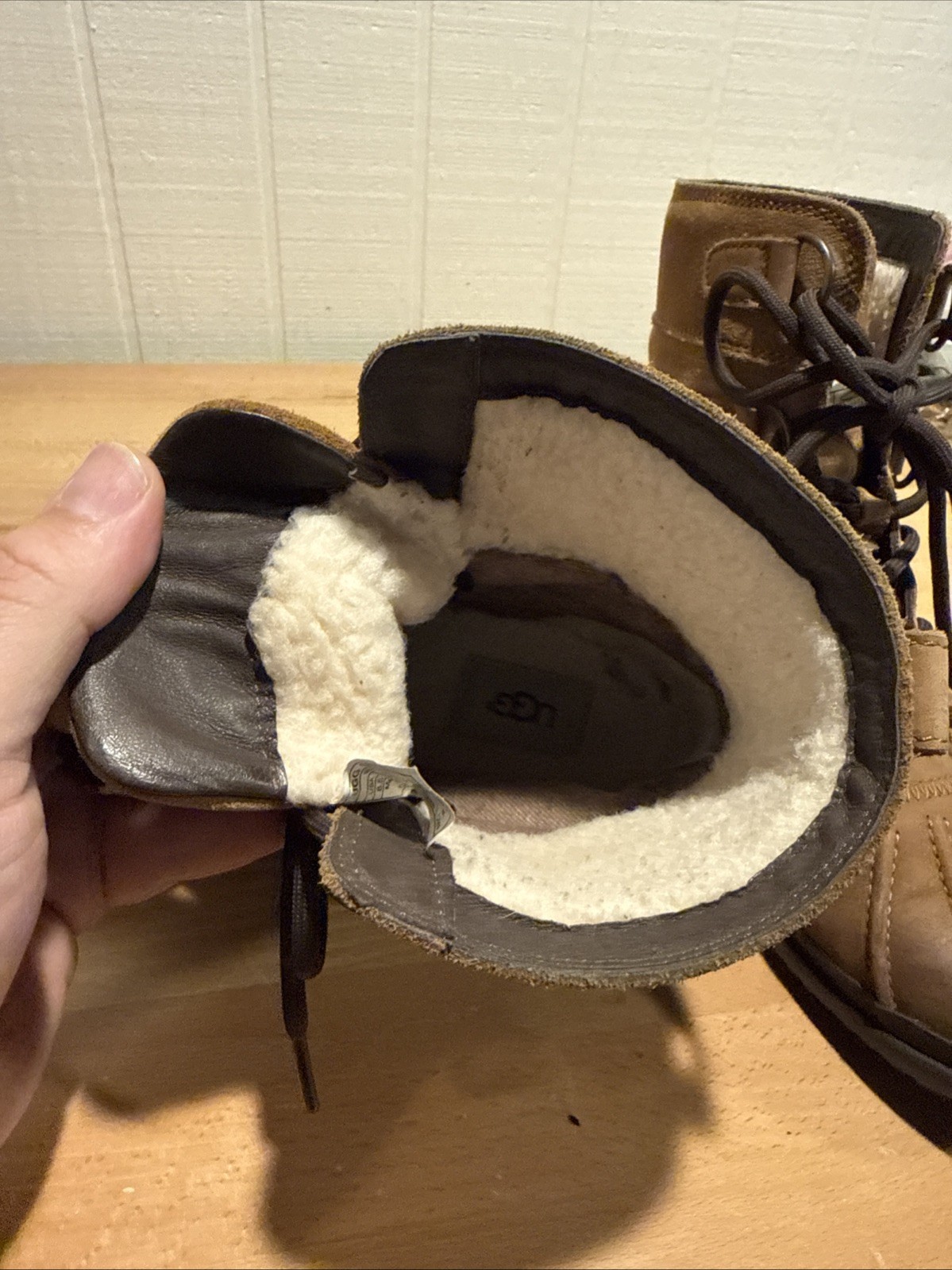 UGG Women’s Hapsburg Duck Boots, Size 8.5 W, Brown Leather, Waterproof Shearling