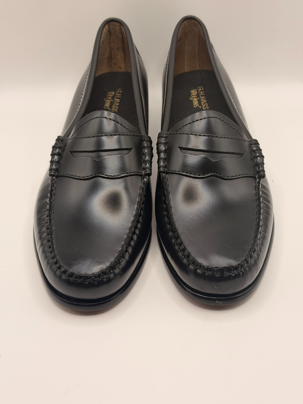 GH BASS Weejuns Womens Black Leather Penny Loafers Sz 10