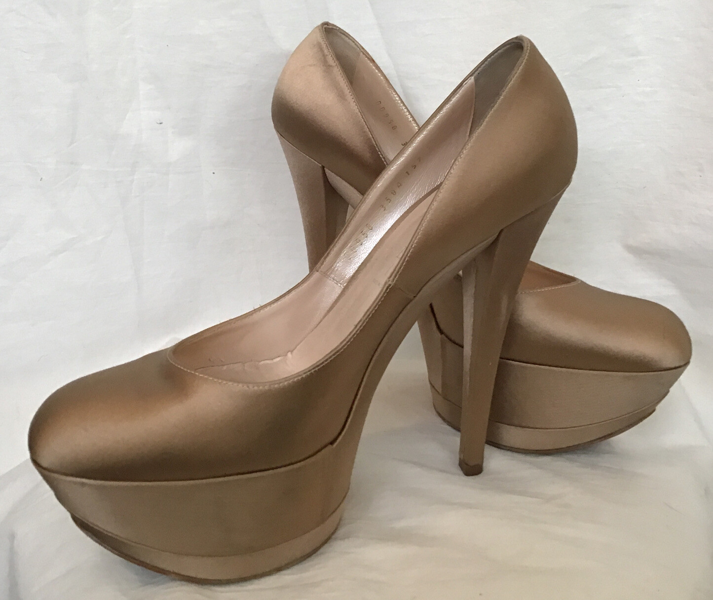 casadei heels Champagne Beige satin Double 1.75”Platform 5.75” Heel Pump Size 10