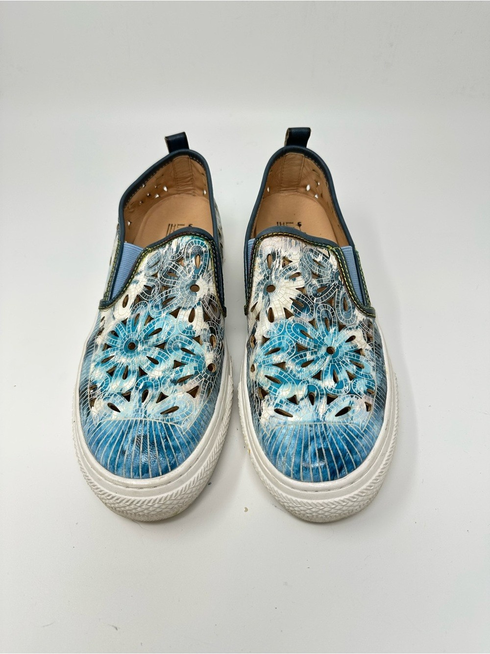 L’Artiste By Spring Step Denofeden Women’s Sneakers Size 8.5-9
