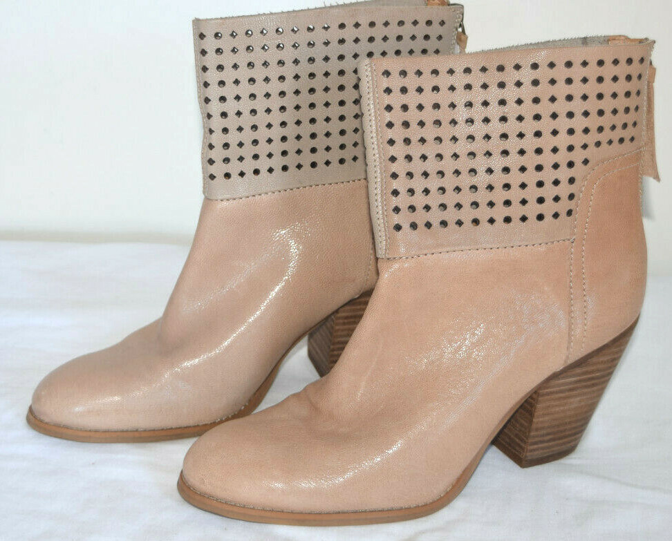 Nine West Beige Semi-Round Toe Block Heel Women’s Ankle Boot Size 7