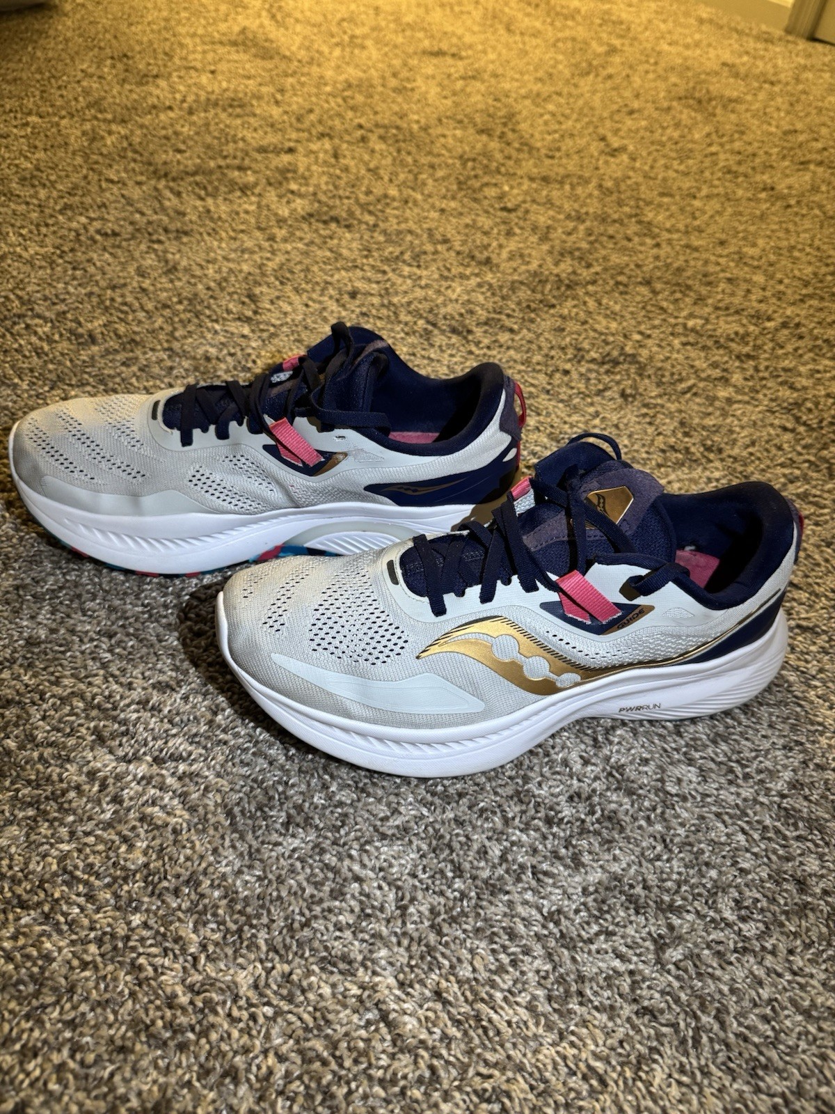 Saucony Guide 15 Lace-Up Low Top Running Sneakers Colorblock Mesh S10684-40