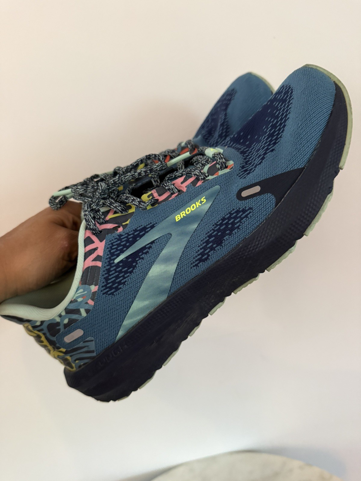 Brooks Launch 9 «Blue/Light Blue/Multi Color» Women’s Running Shoe Size 9