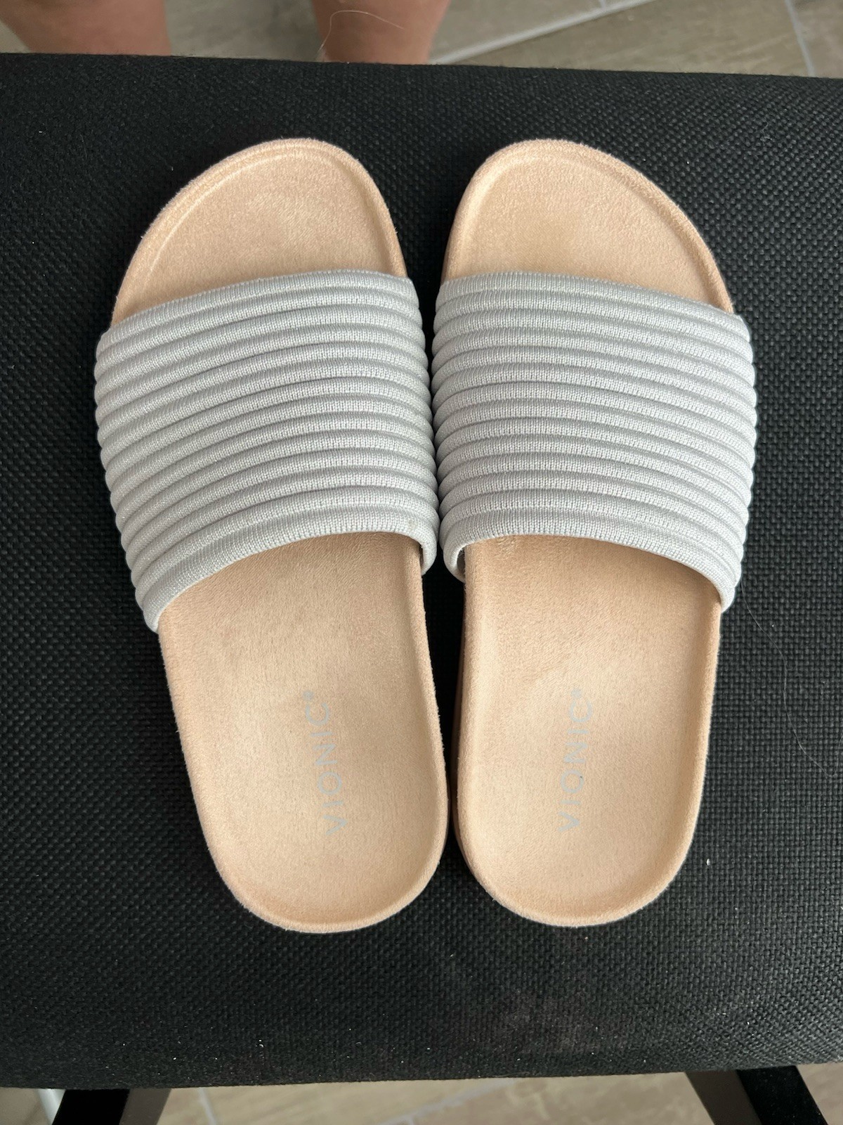 VIONIC Women Evie Knit Slide Sandal, Vapor Silver (NEW)