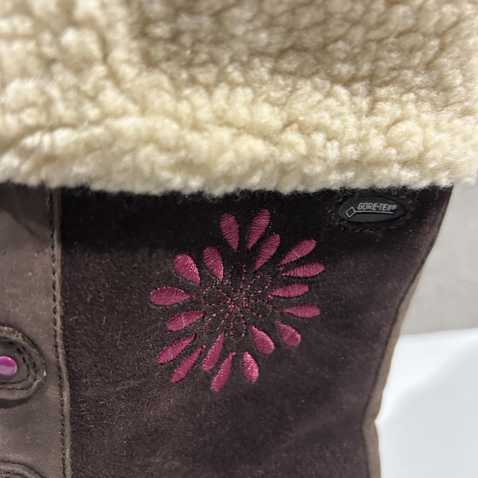 Clarks Arlina Sky Boots Womens AU 6 EU 37 Brown Suede Fur Gore Tex Snow Winter
