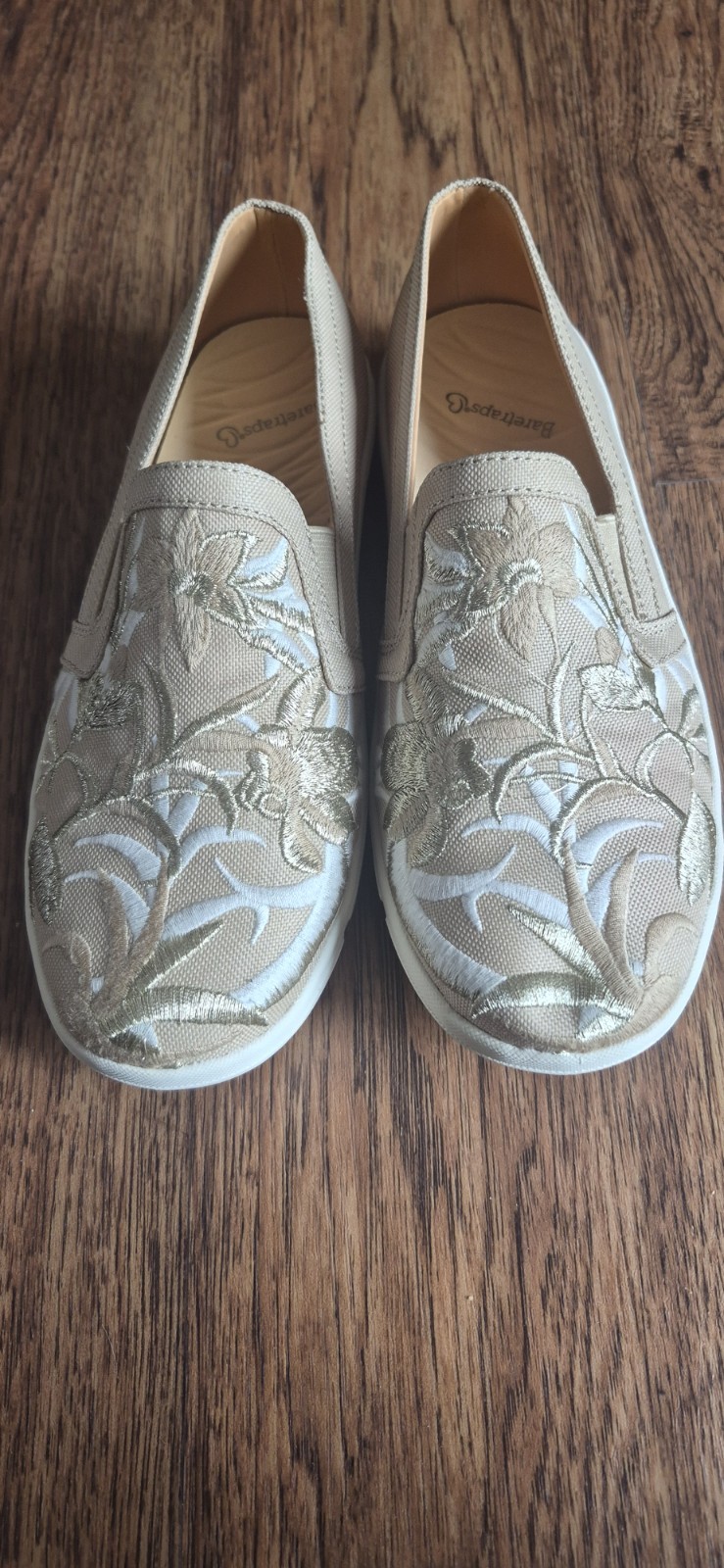 Baretrap Slip-On Women’s Loafers Size 6 1/2