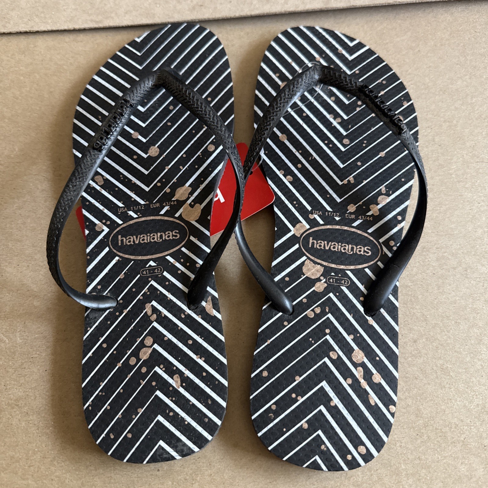 Havaianas Slim Black Geometric White Chevron Gold Circles EU 41/42 – New