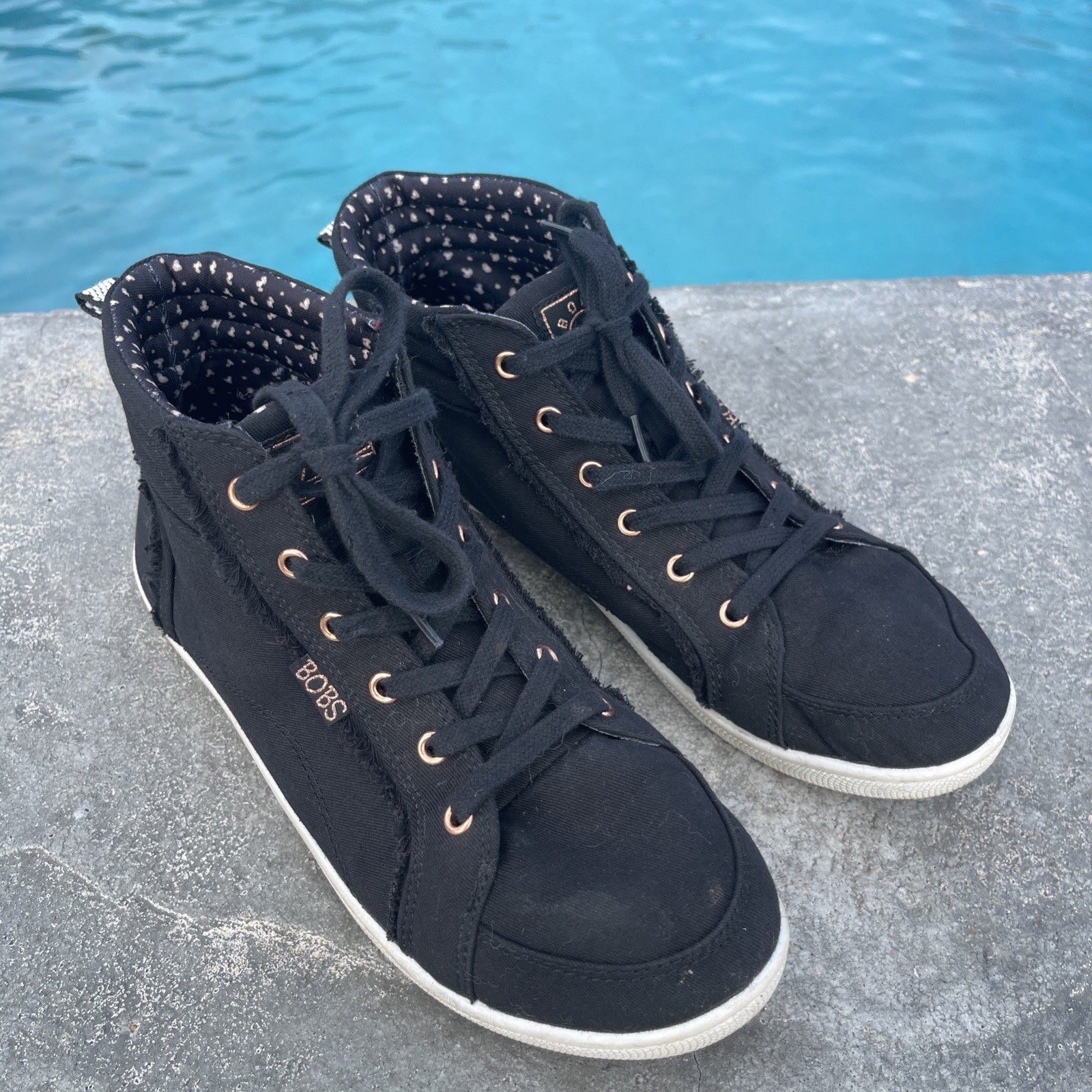 BOBS by Skechers Women’s Black High Top Lace Up Sneakers Comfort Shoes Size 8