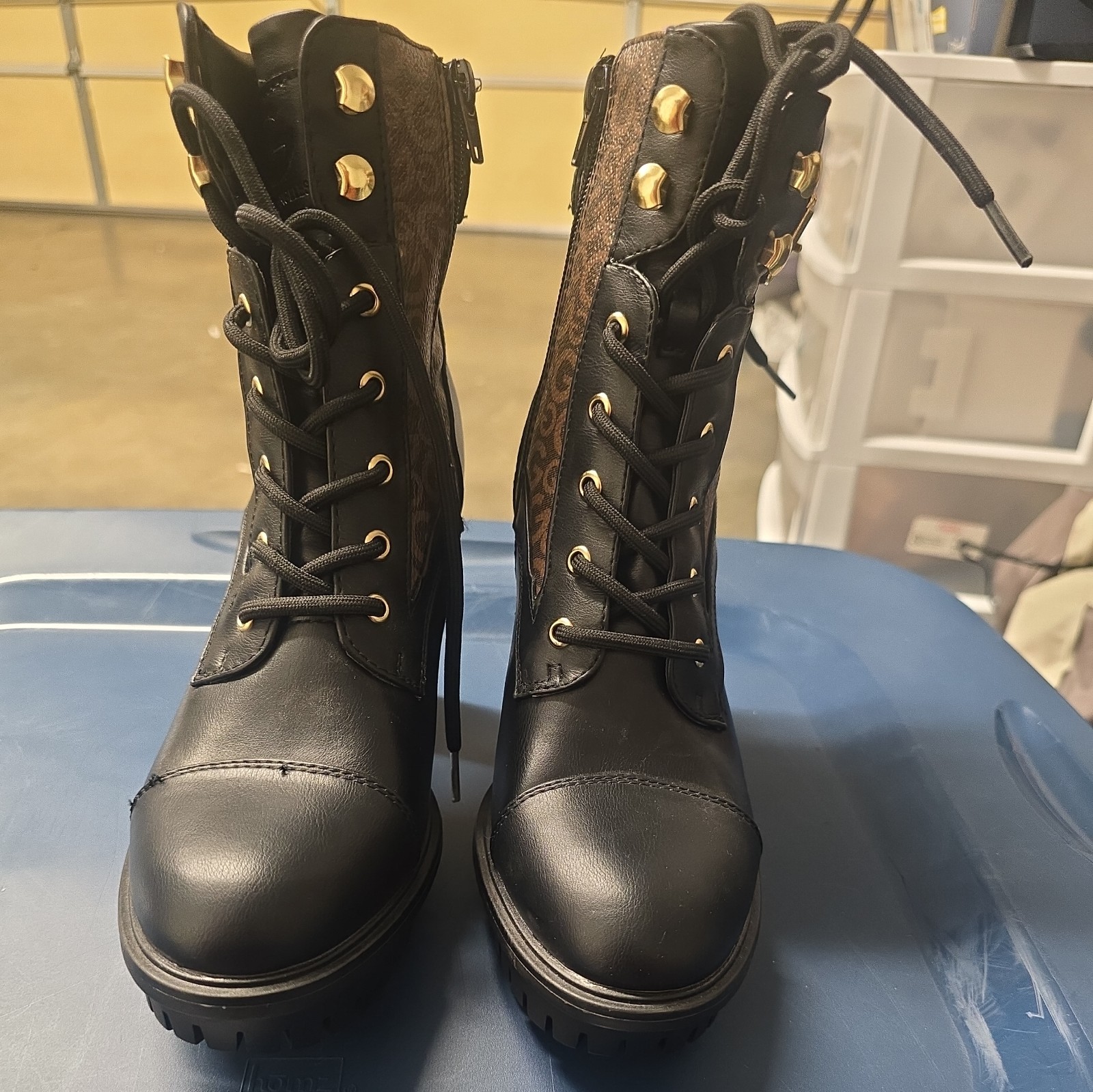 GBG by GUESS Womens 7.5 Black And Brown Chunky Boots
