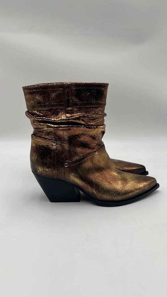 Women’s Vince Camuto Elektra Booties Bronzo leather Size 7.5M