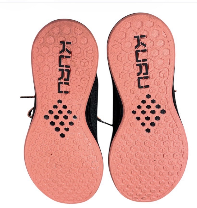 KURU FLUX Black-SoftCoral NOVAKnit EVA Foam Running Shoes Women’s 11 Sneakers