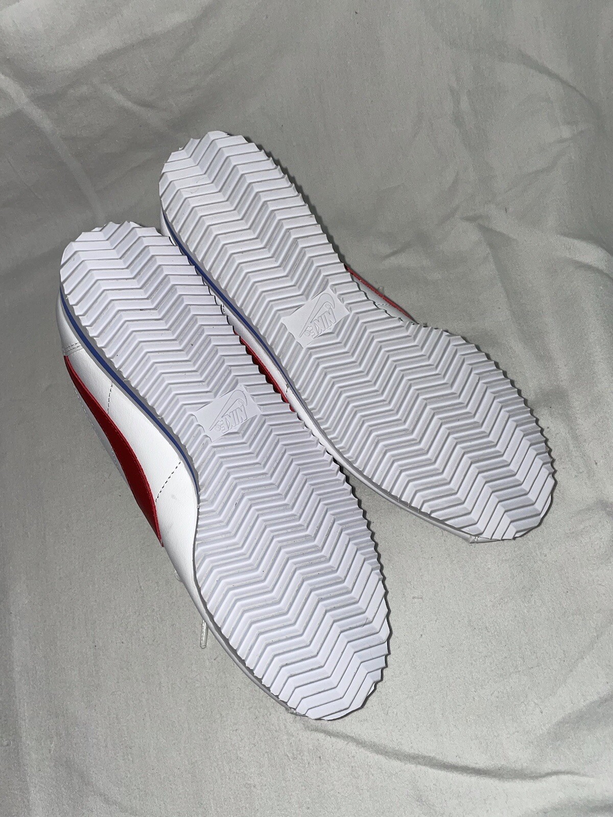 Size 7 – Nike Classic Cortez Leather White Red W