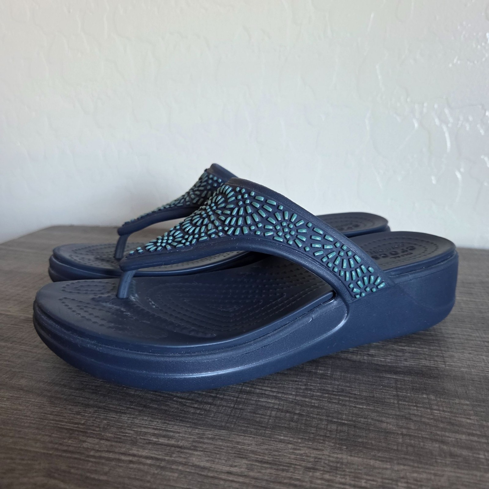 Crocs Monterey Diamante Embellished Wedge Flip Flop Sandals Blue/Teal Women’s 8