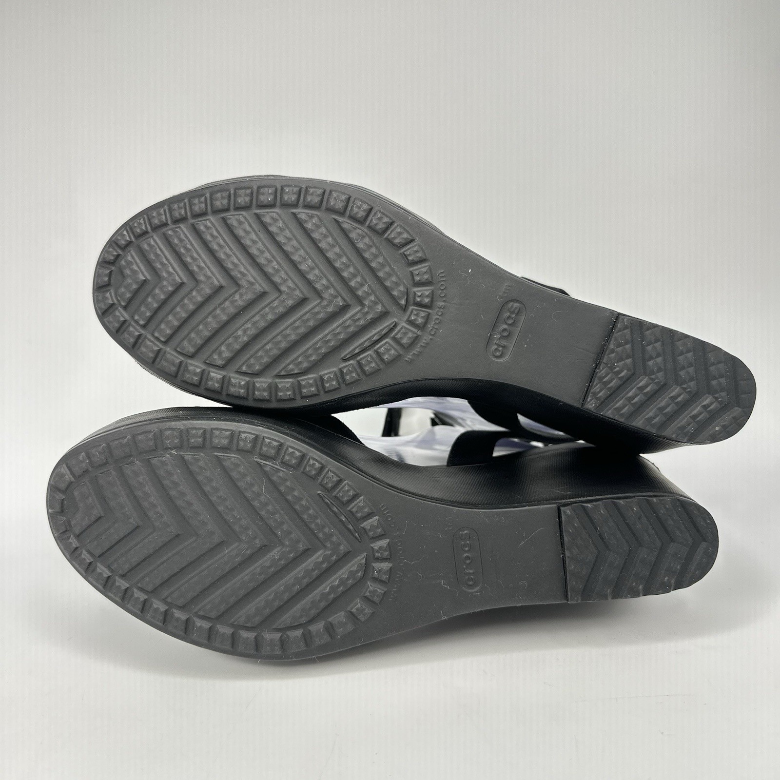 Crocs — Leigh II Women 11 Ankle Strap Wedge Canvas Croslite Foam Sandal 204950