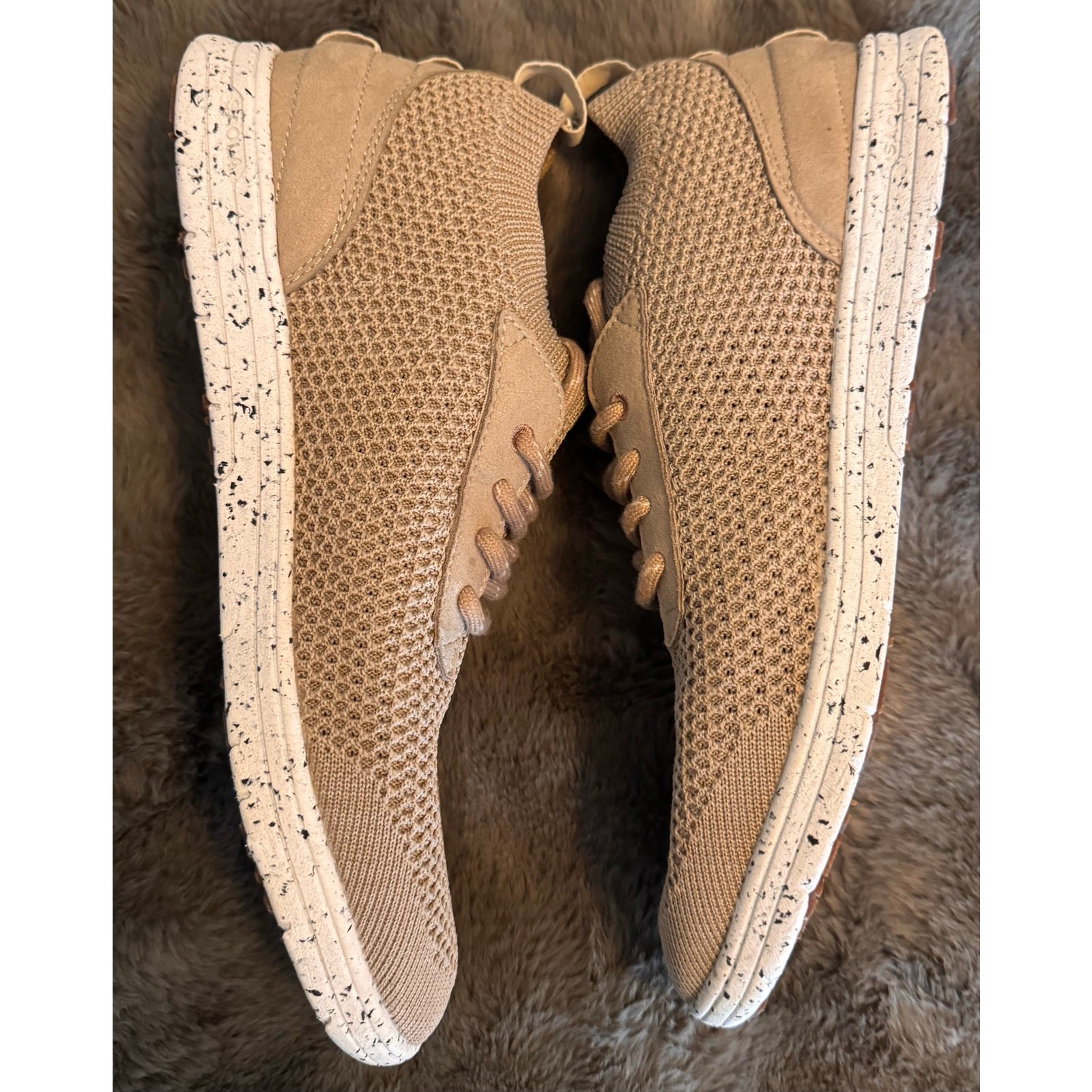 Saola Women’s Mindo Tan Tennis Shoes Women’s Size 9 Recycled Materials Lace Up