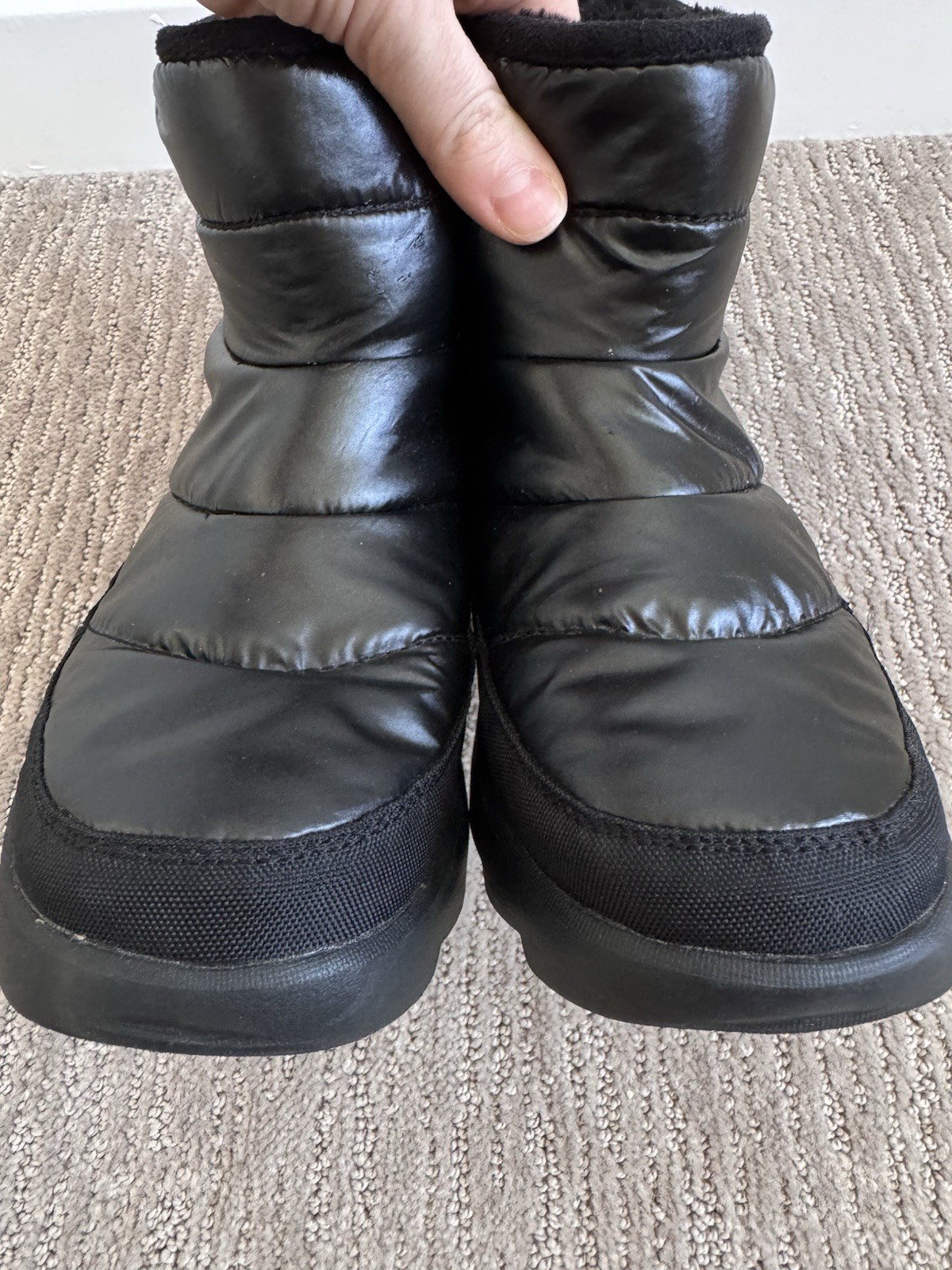 BOBS from Skechers Plush Foam Black Faux Fur Lined Ankle Snow Boots US 8