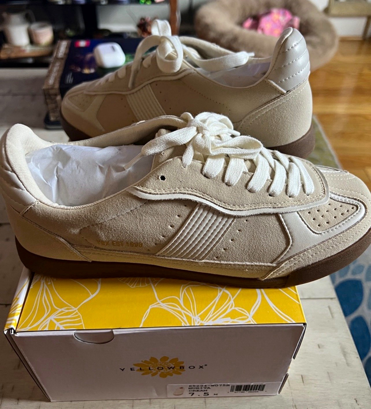 Yellow Box Nurita Cream Lace-Up Faux Suede Low Top Sneaker 7.5M 65294