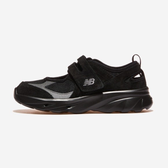 New Balance Breeze – Black / SD2203BK / Womens Shoes Sneakers New in Box
