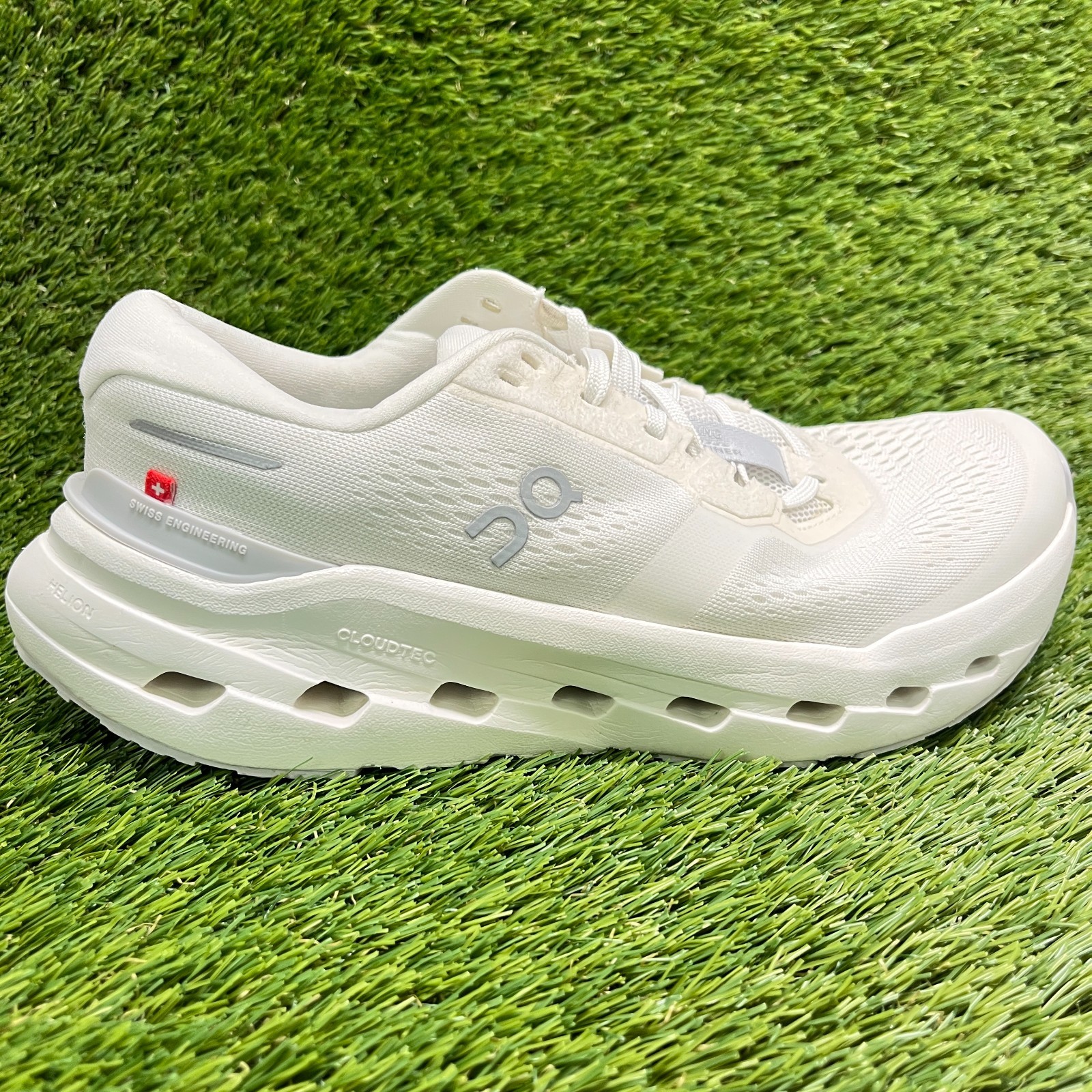 On Cloudrunner 3 Womens Size 8.5 White Ivory Athletic Running Shoes Sneakers