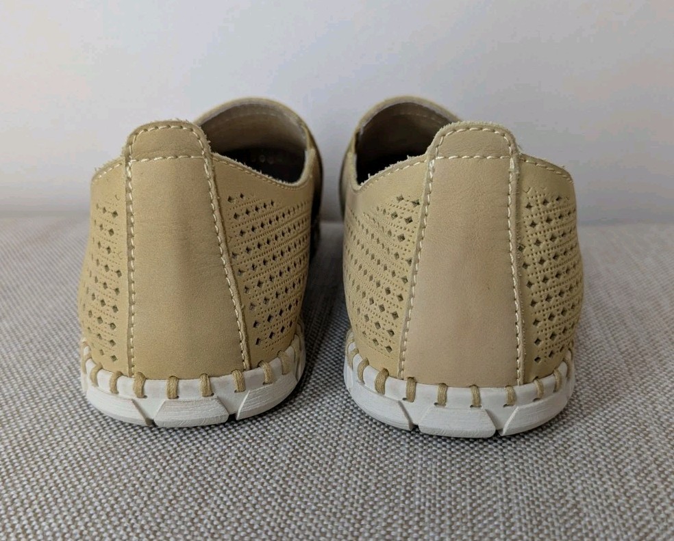 OTBT Womens Universe Shoe Size 10 Yellow Leather Perforated Slip On Flat Loafer