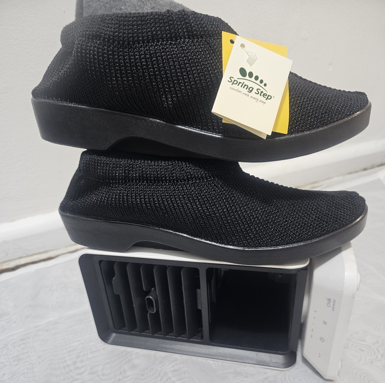 Spring Step Black Knit Slip-On Slippers Women’sUS 7 EU 41 Closed Toe Rubber Sole