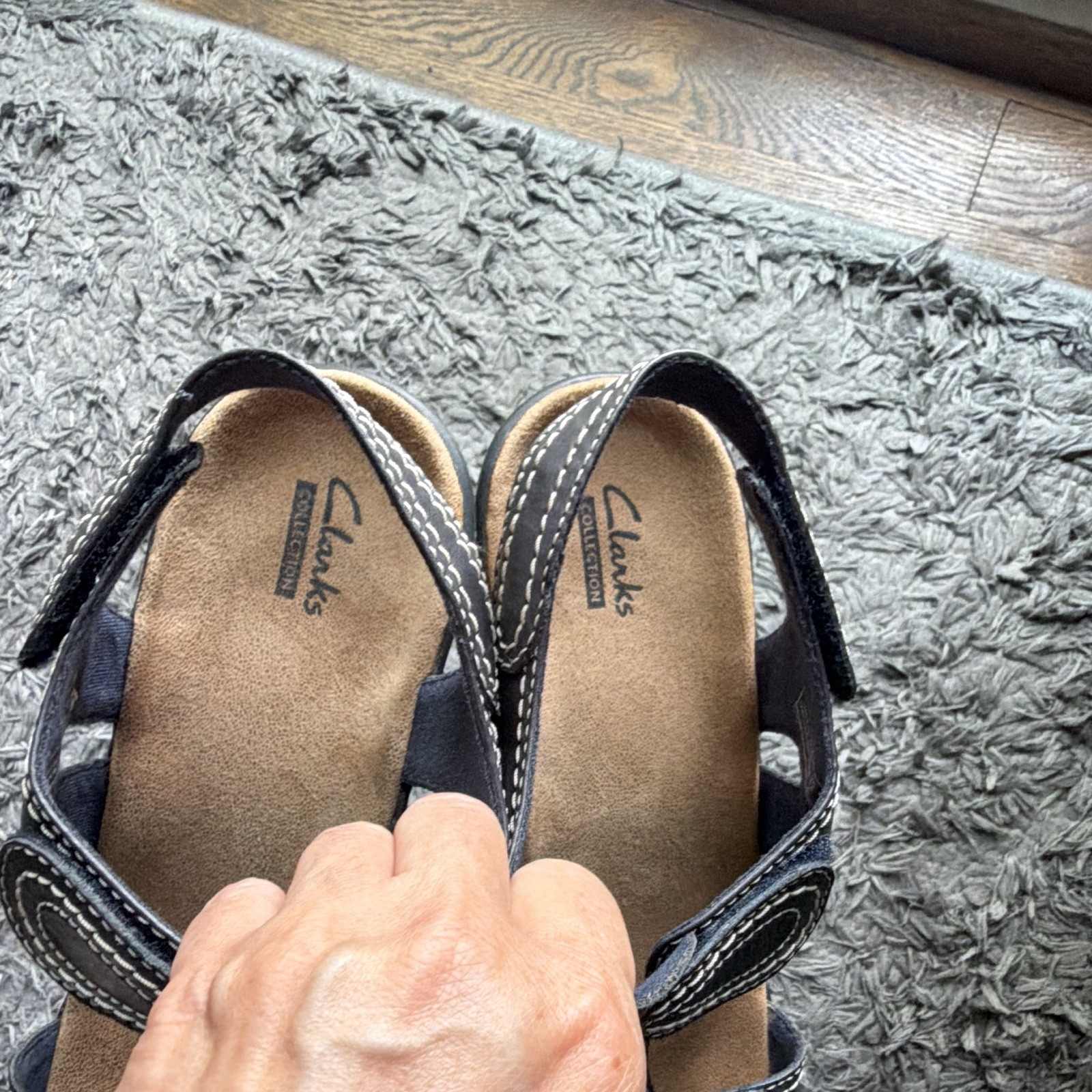 Clark’s Bendables Navy Blue Leather Slip-on Sandels Size 8 1/2M