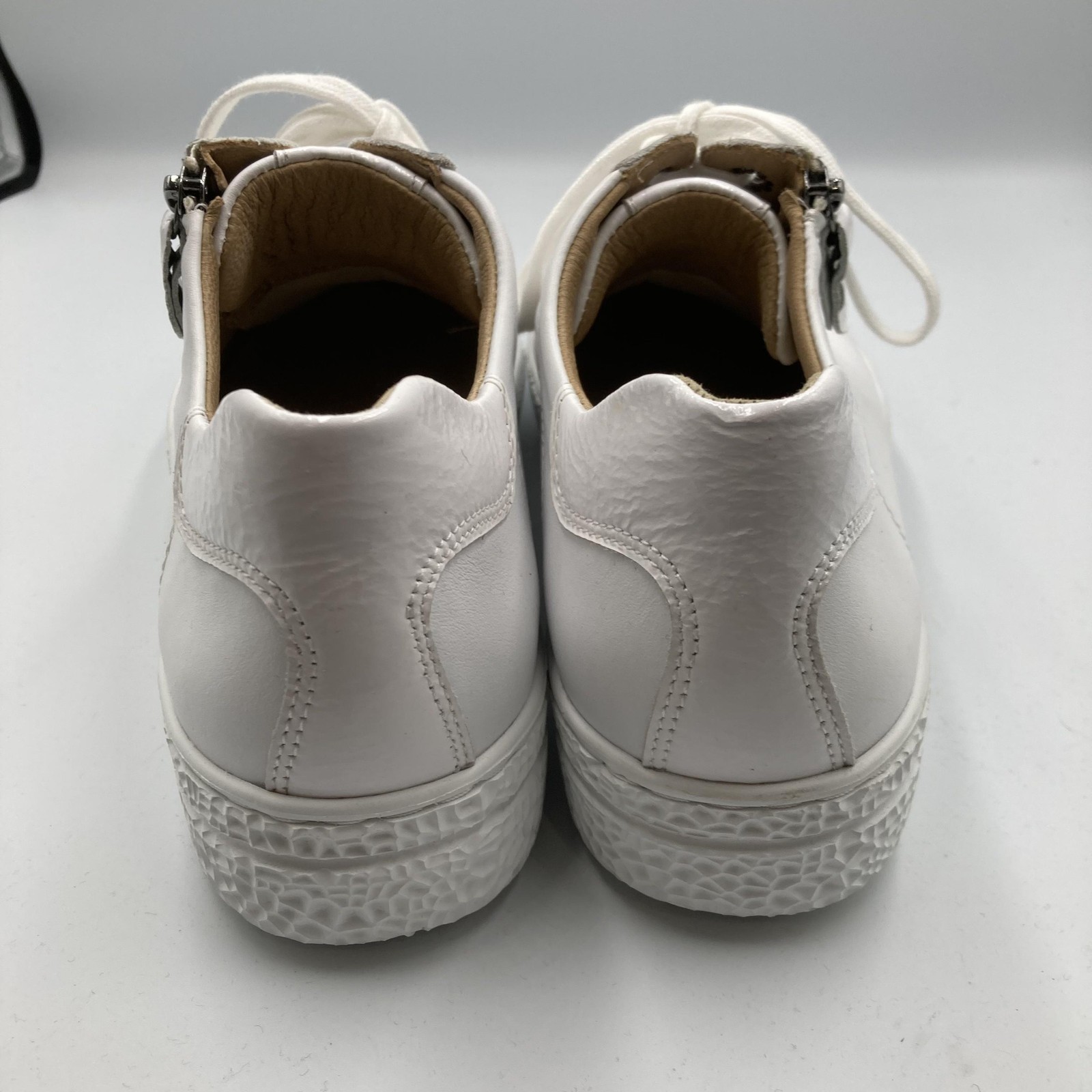 Hartjes Shoes Womens AU 9 EU 40 White Leather Zip Lace Casual Sneaker EXTRALIGHT