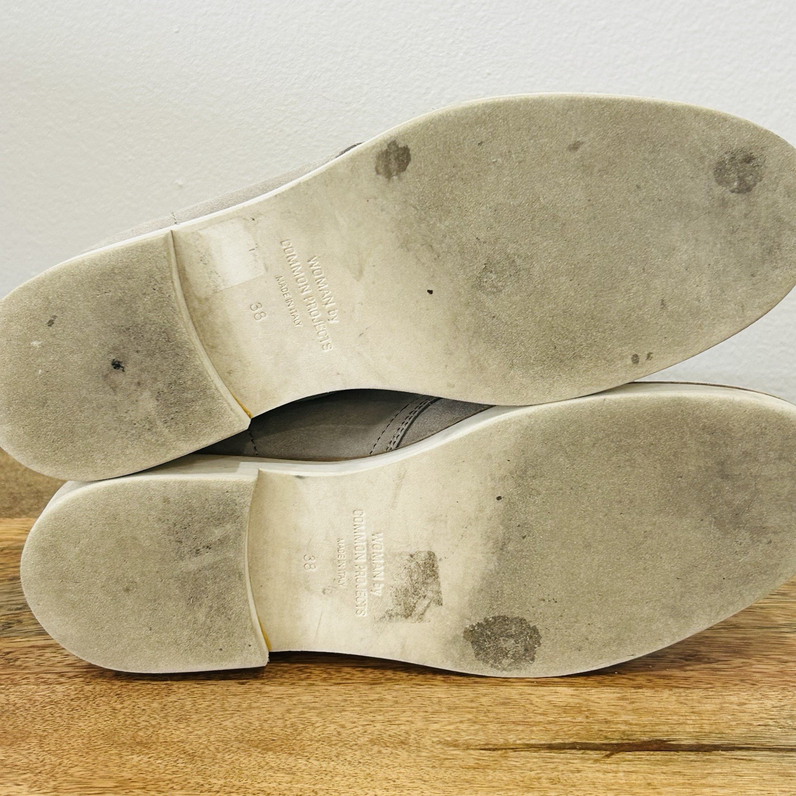 Woman by Common Projects Light Gray Suede Leather Chukka boots Size 38 US 8