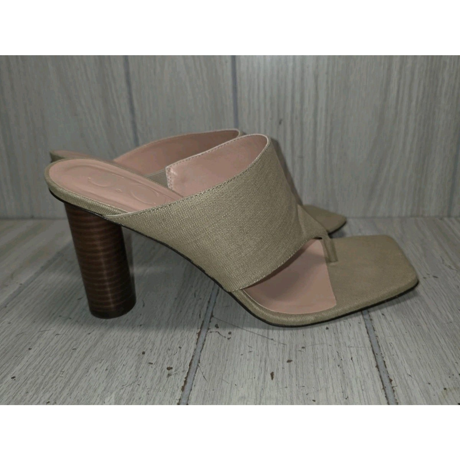 J CREW Rounded-Heel Thong Sandals In Linen Size 9.5 Cute Round Heel 3.5″