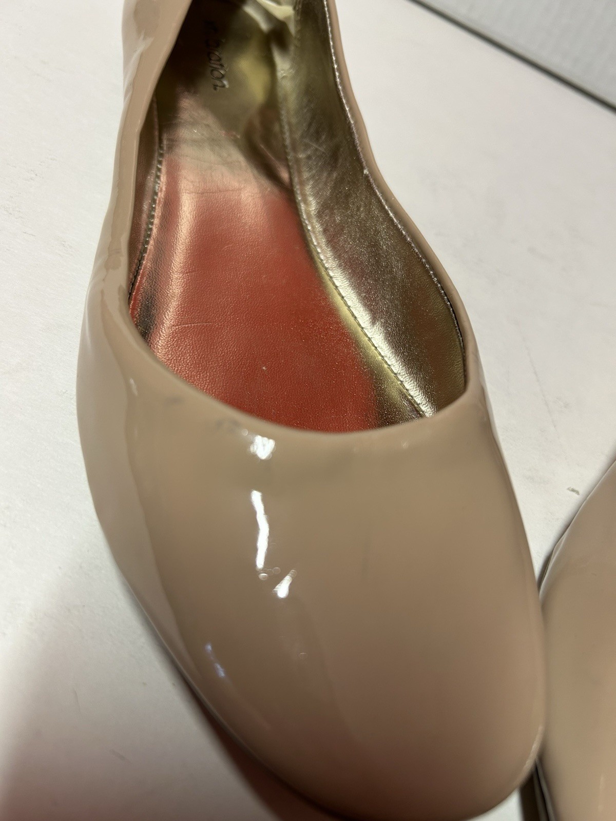 Xhilaration Target Patent Nude Beige Flats Size 9 EUC