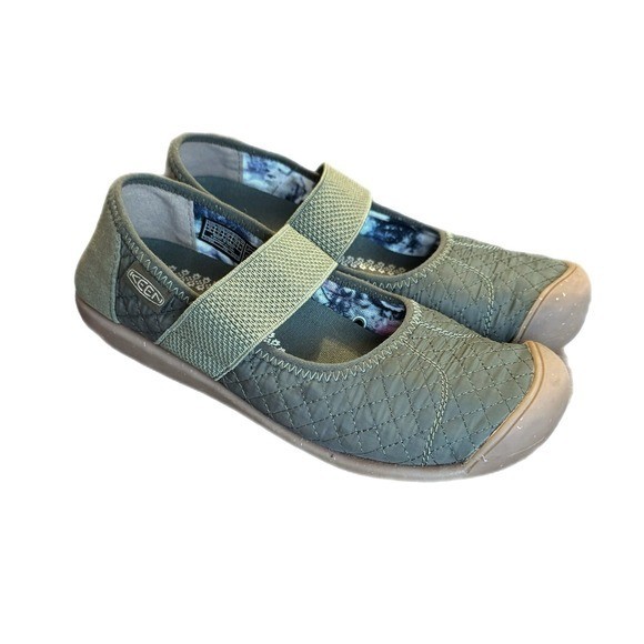Keen Sienna Mj Mary Jane Quilted martini olive green women’s size 6 rubber flat