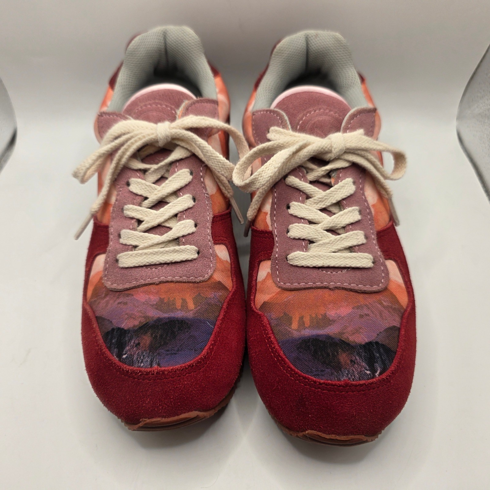 Inkkas Low Top Sneakers Sunset Mountain Print Burgundy Suede Womens 9 Mens 7