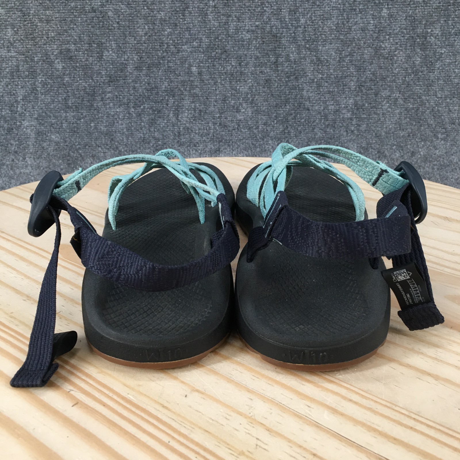 Chaco Z/Cloud X2 Sandals Womens 10 Hiking Strappy Comfort Low Top Multicolor