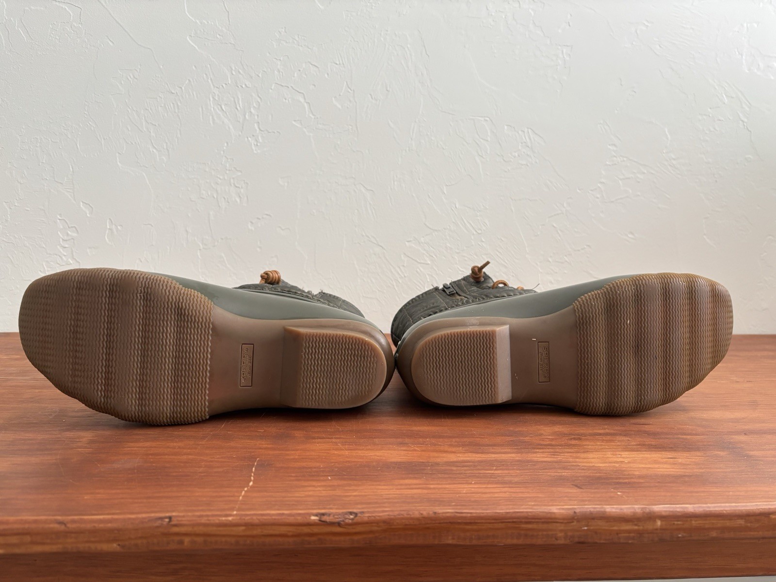 Sperry Topsider Women’s Size 7 Saltwater Duck Boots Olive Waterproof STS80753