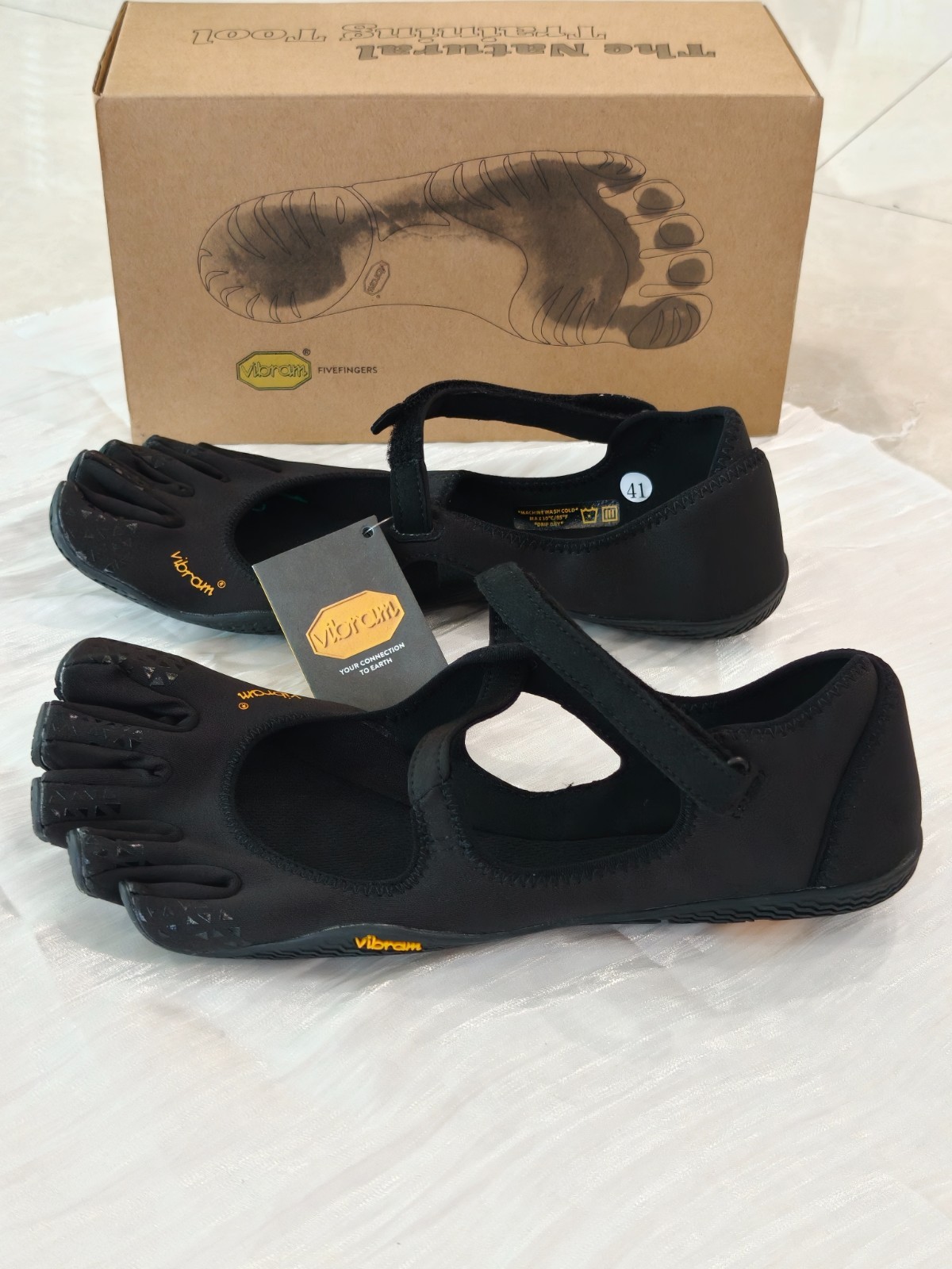 Vibram FiveFingers Women’s V-Soul Black Barefoot Trainer – Non-Slip Gym Sneaker