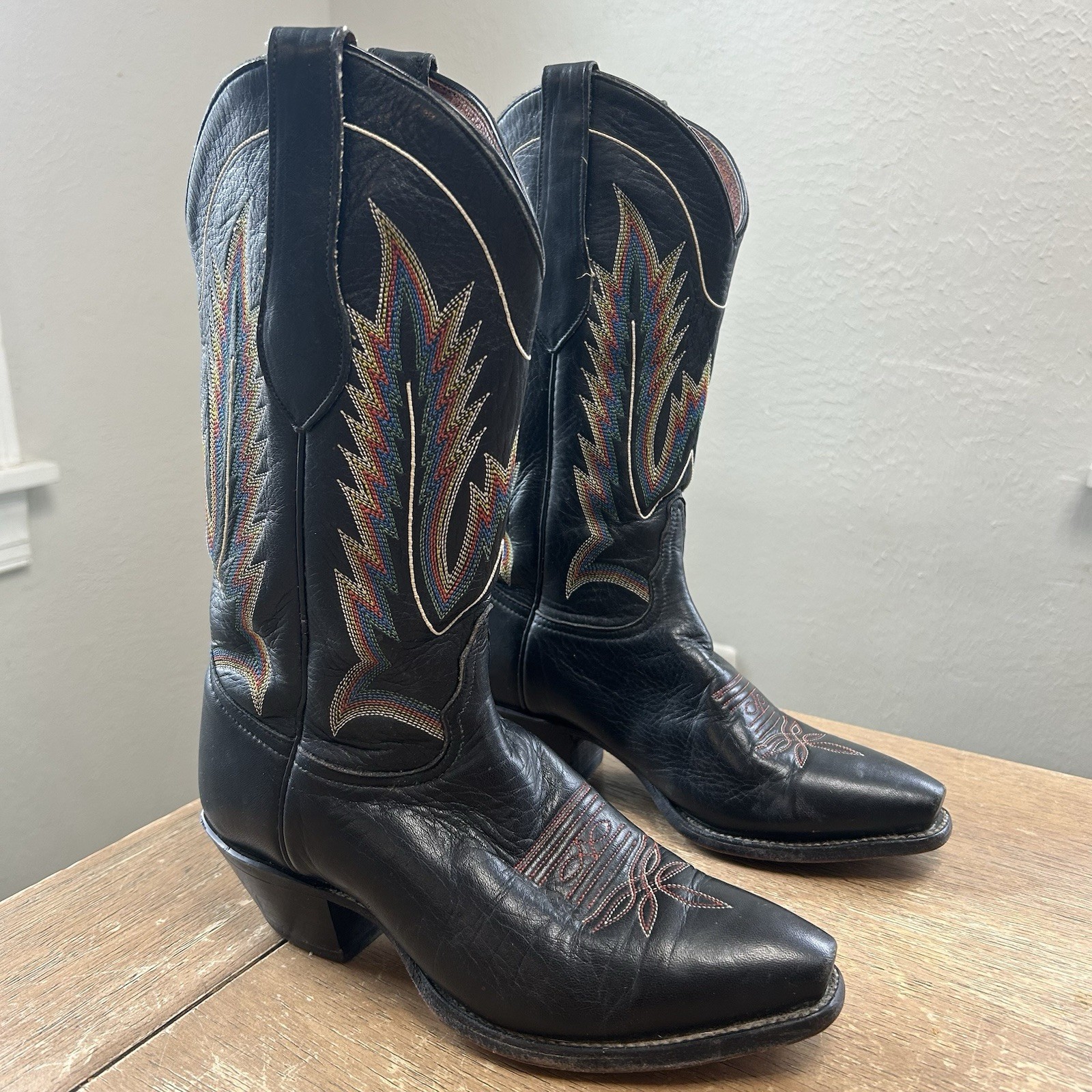 Vintage 70s Tony Lama Western Cowgirl Boots 5.5M Flame Stitched Festival Rodeo