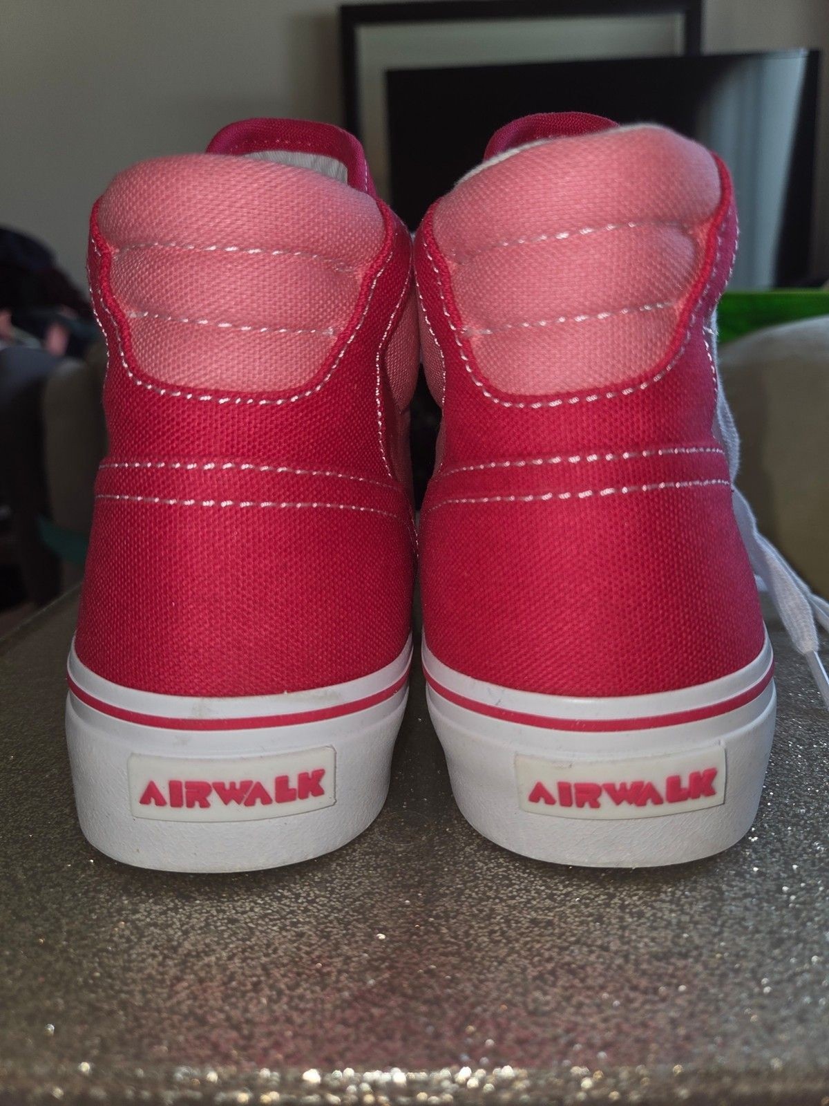Airwalk Hayden Pink Hightops Size 6 ½ big kids or 8 ½ Womens.