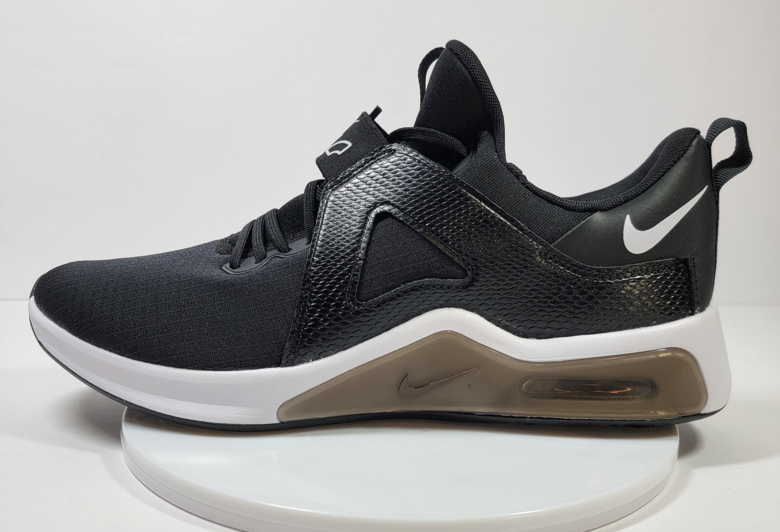 Nike Air Max Bella TR 5 Running Shoes Women’s 11 Black White Charcoal DD9285-010