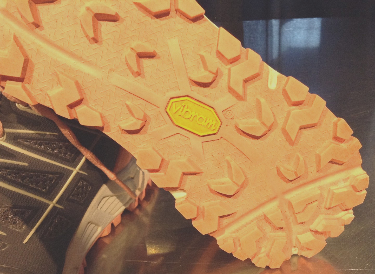 The North Face Ultra Endurance 2 Women’s 11 Trail Running Shoes Grey & Pink VGC