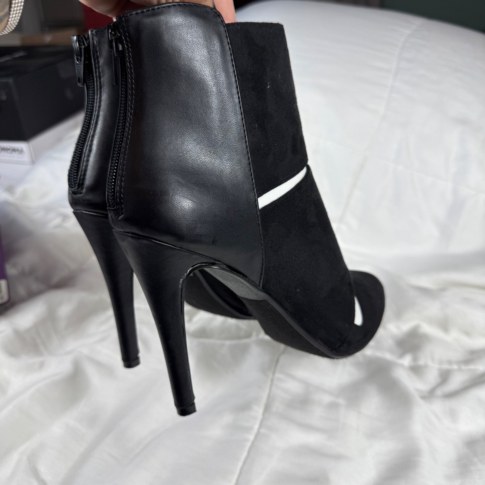 NIB Paprika Ainsley Black Cutout Ankle Boots Stiletto Heel Women’s Size 8.5M