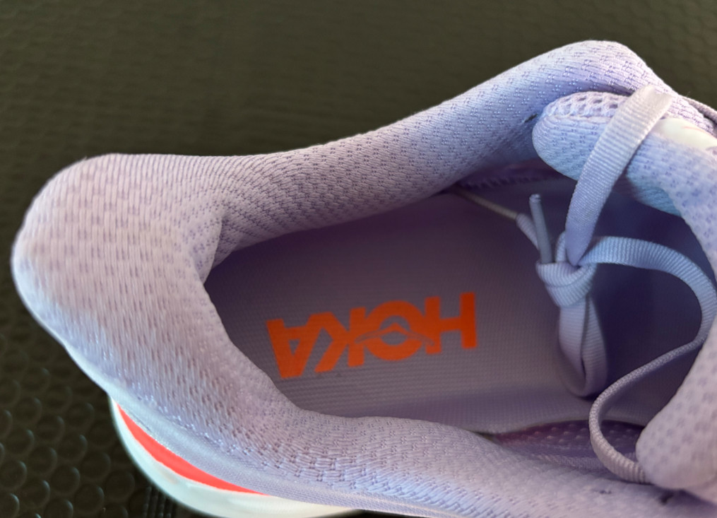 Hoka Bondi 9 Women’s Shoe Size 6.5 Aster Flower Starlight Glow No Box