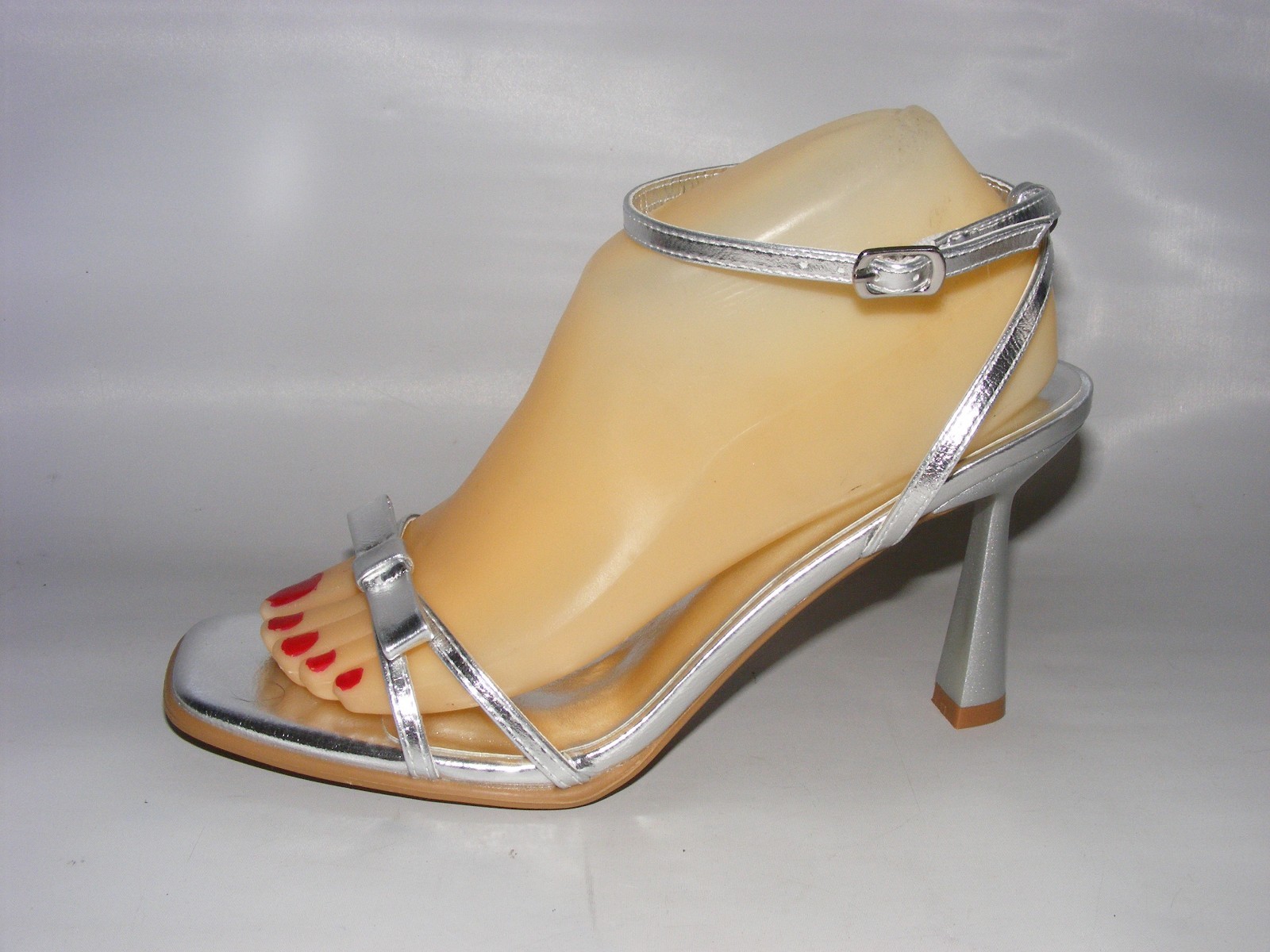 Carlkarida Women Size 11 M Silver 3.5″ High Heels ANkle Straps Sandals Open Toe