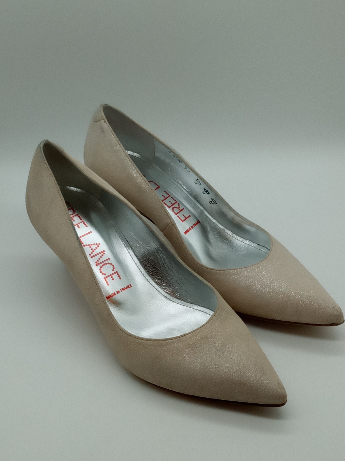 FREE LANCE Court Heels 3 1/8in all Leather Beige 37 Light Gold 7
