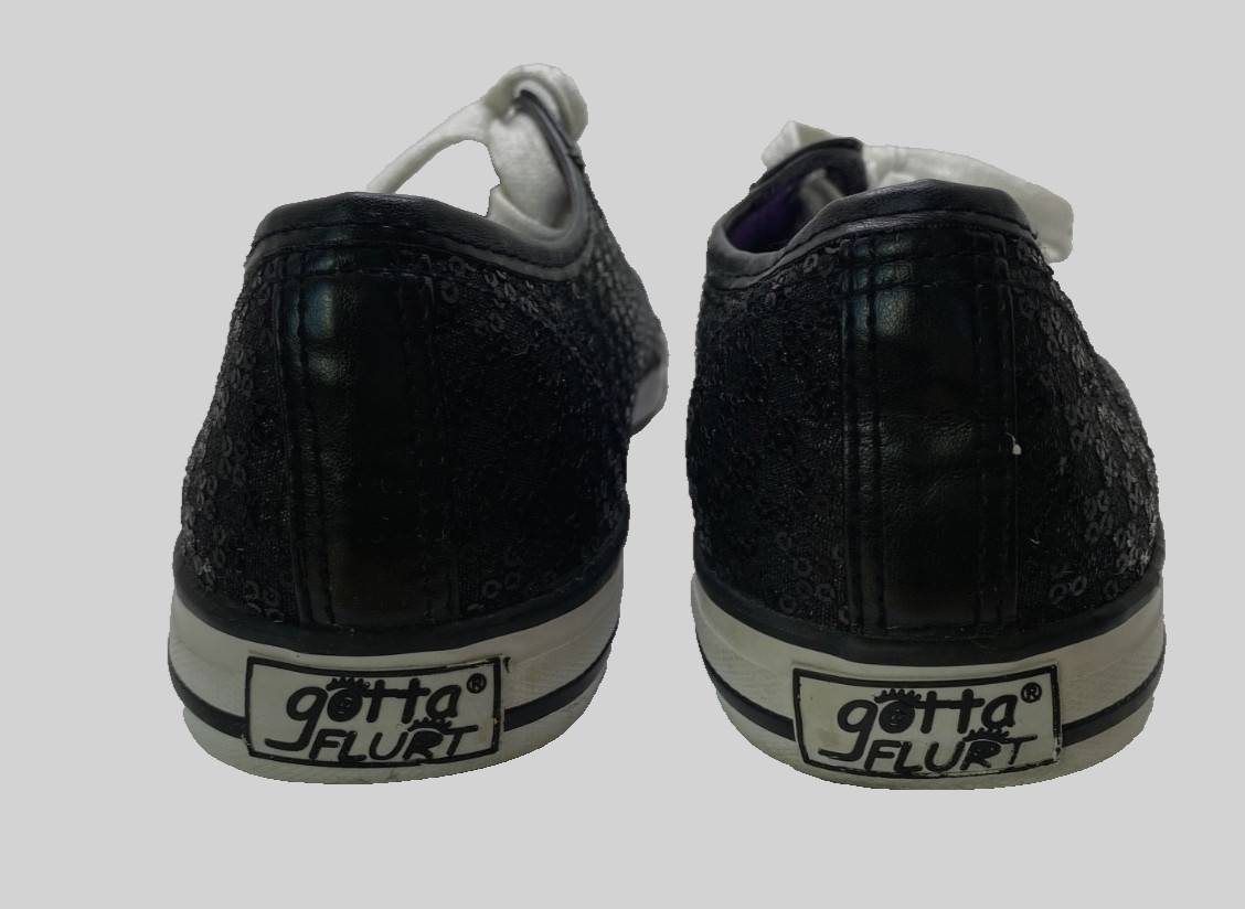 Gotta Flurt Size 8.5 Black Sequin Low Top Sneakers Rarely Worn