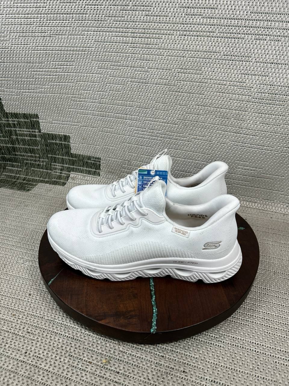 Skechers Shoes Womens Size 12 Bobs Sport Arc Waves White Textile Slip On Sneaker