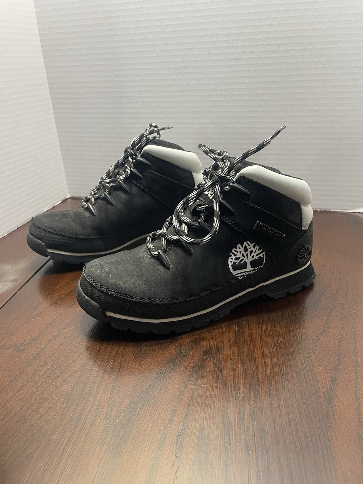 Timberland Euro Sprint Mid Hiker Boot A1R39 Women’s Size 8 Black White Trim