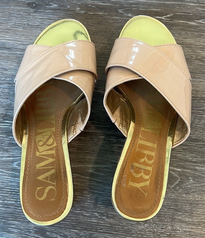Sam & Libby Wedge Sandals Tan Gold Womens Size 6