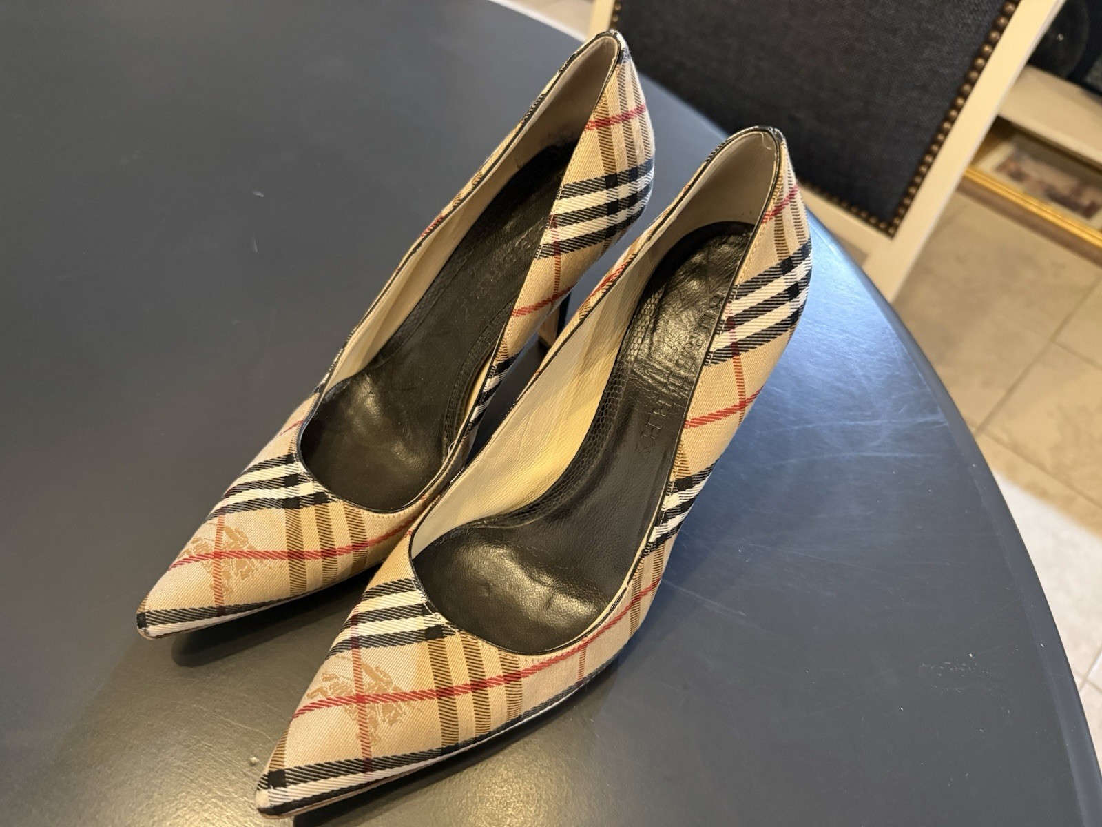 Authentic Vintage Burberry Women’s Size 39 / US 9 Nova Check High Heels