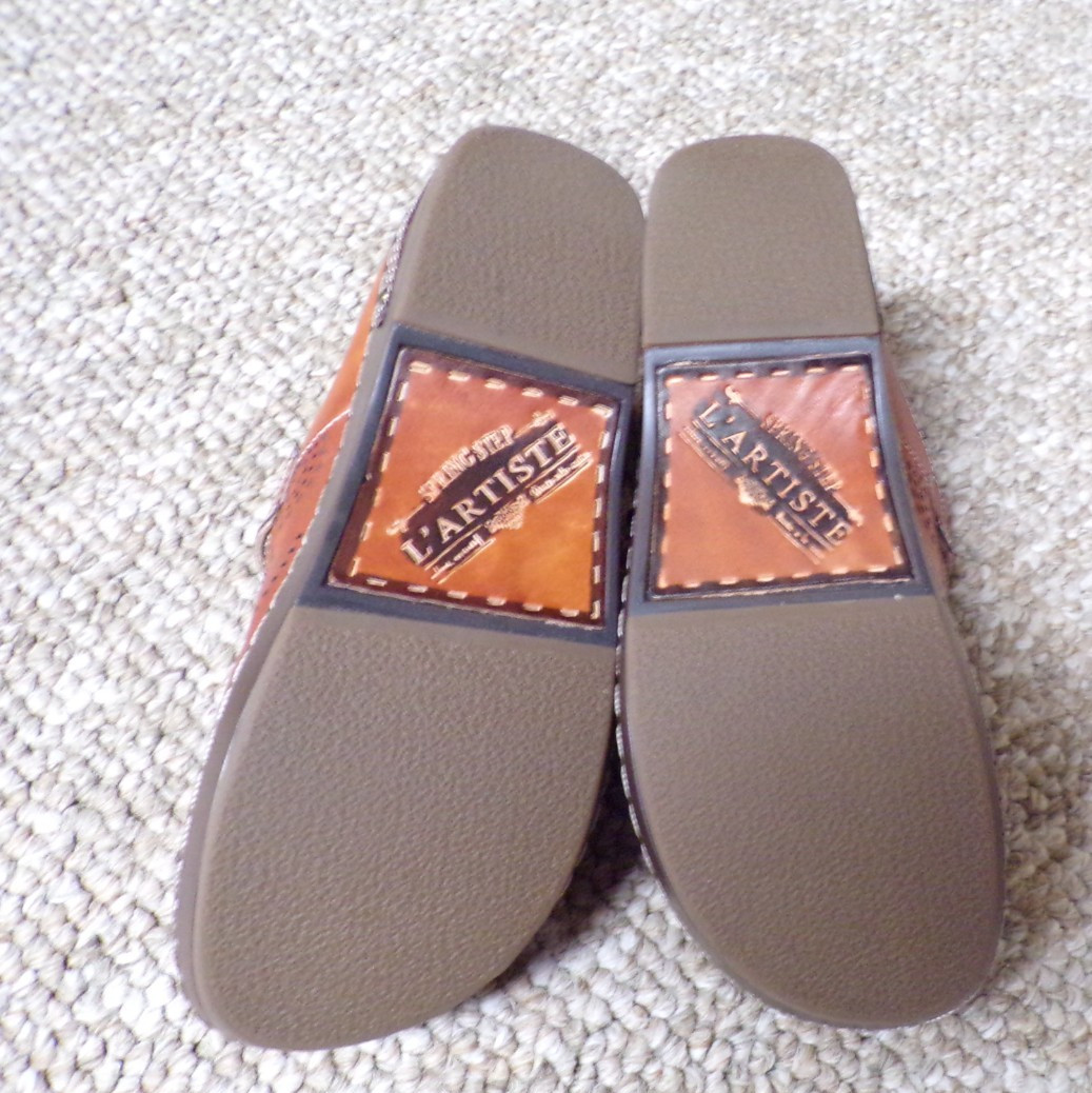 Spring Step L’Artiste Aneria Camel Clogs. Brown Leather. Size 37. US 6.5 – 7