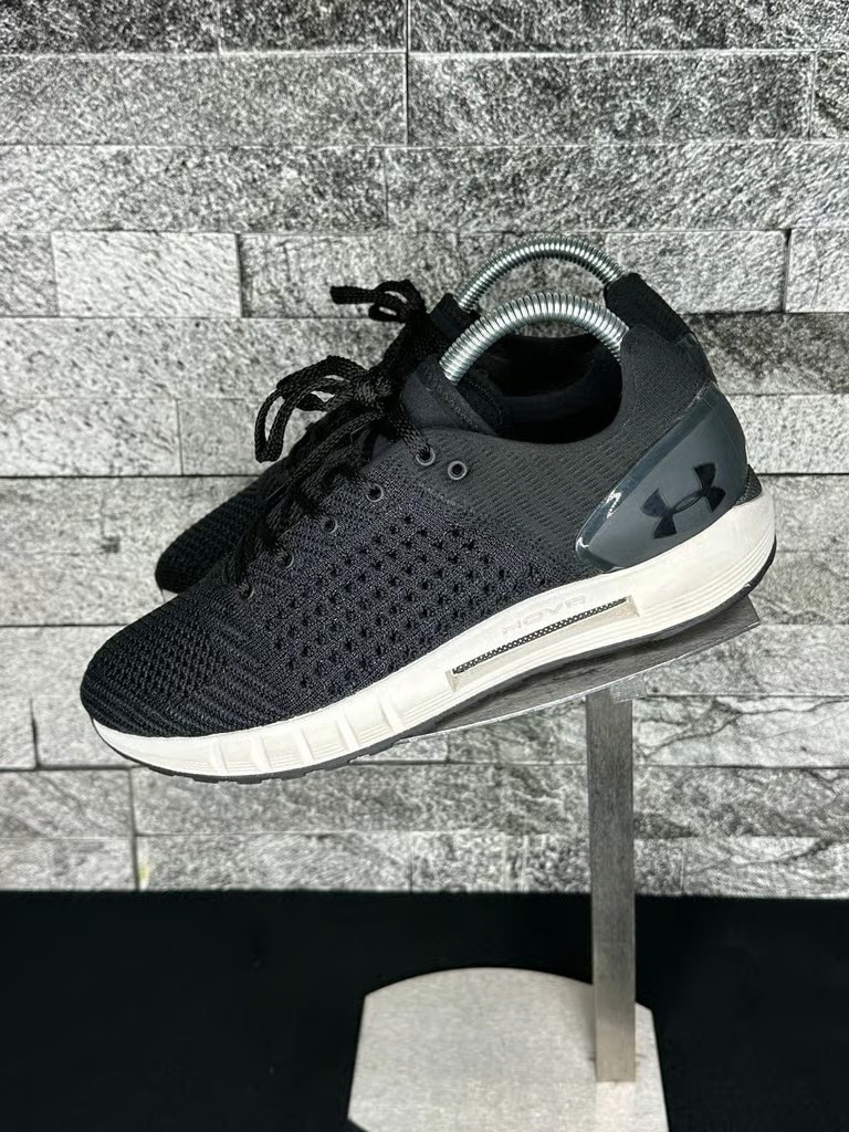 Under Armour HOVR Sonic CT 1.1 Running Shoes – WMNS8.5